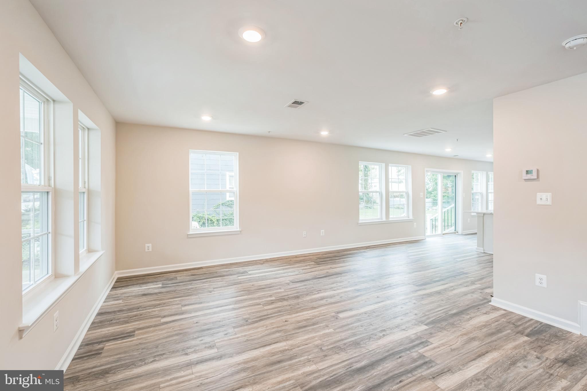 4501 Morgan Road Morningside, MD 20746 - Photo 6 of 42 Living Room 1