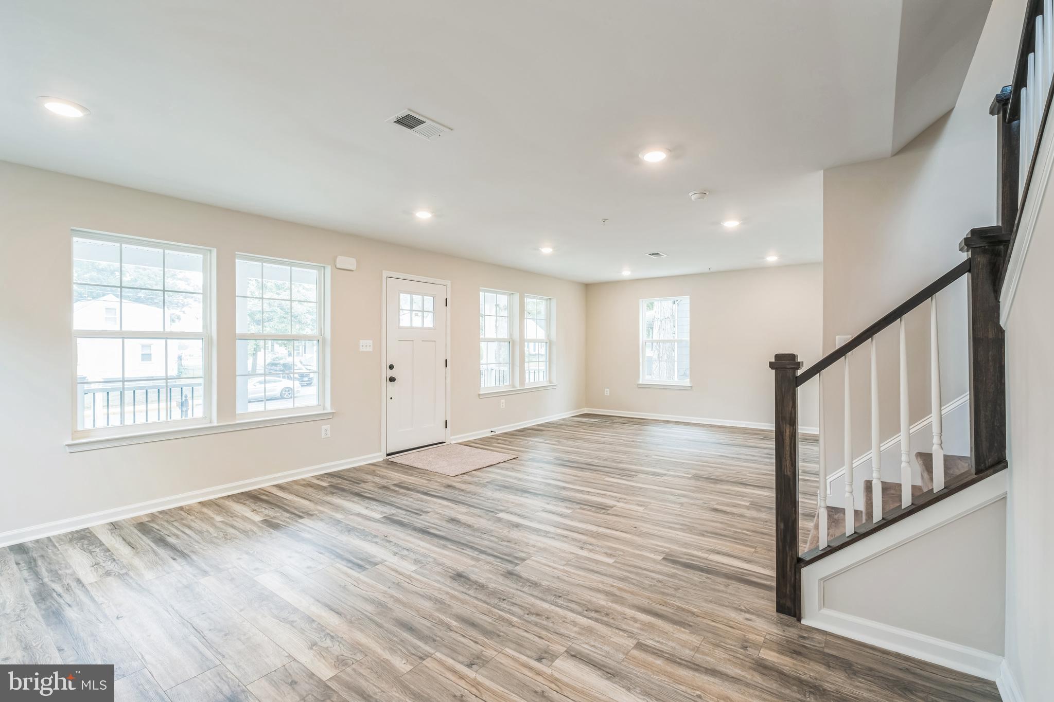 4501 Morgan Road Morningside, MD 20746 - Photo 8 of 42 Living Room 2