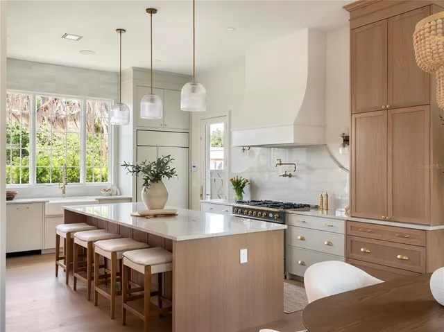 $2,935,000 | 541 West Canton Avenue, Winter Park, FL 32789