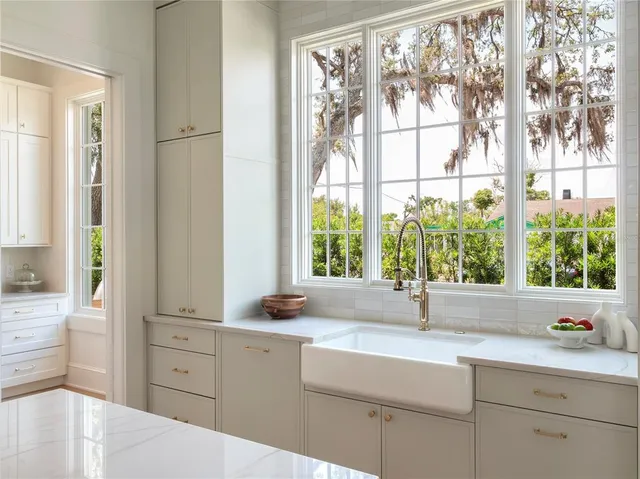 $2,935,000 | 541 West Canton Avenue, Winter Park, FL 32789