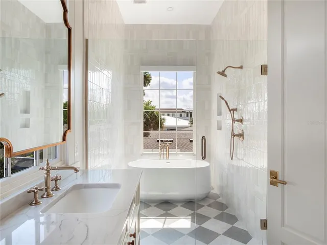 $2,935,000 | 541 West Canton Avenue, Winter Park, FL 32789