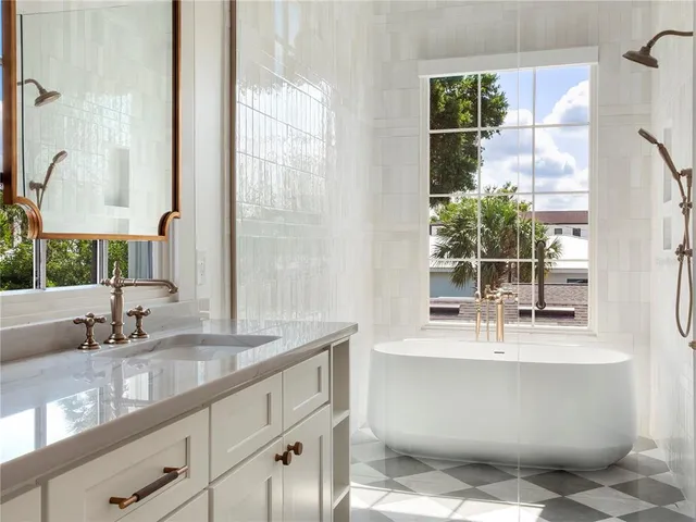 $2,935,000 | 541 West Canton Avenue, Winter Park, FL 32789