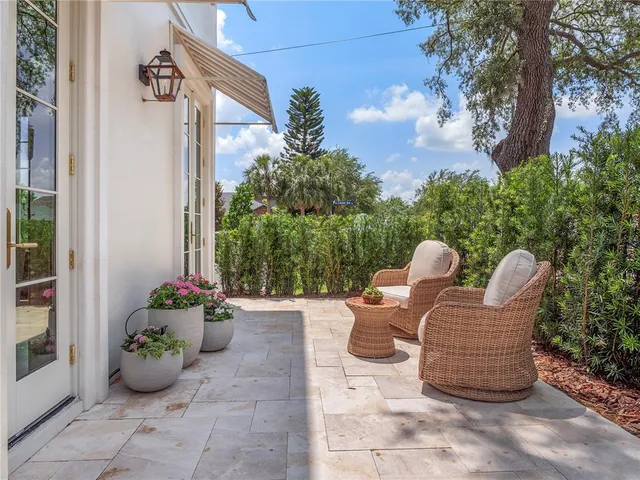 $2,935,000 | 541 West Canton Avenue, Winter Park, FL 32789