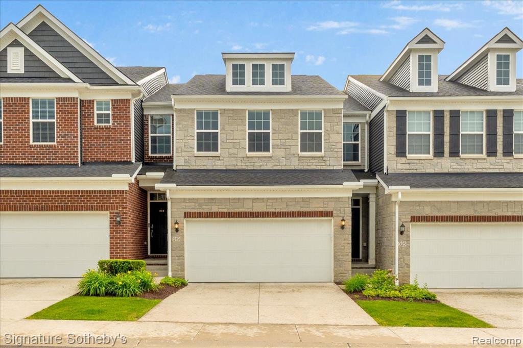 319 Strawberry Drive Rochester, MI 48307 - Photo 1 of 33