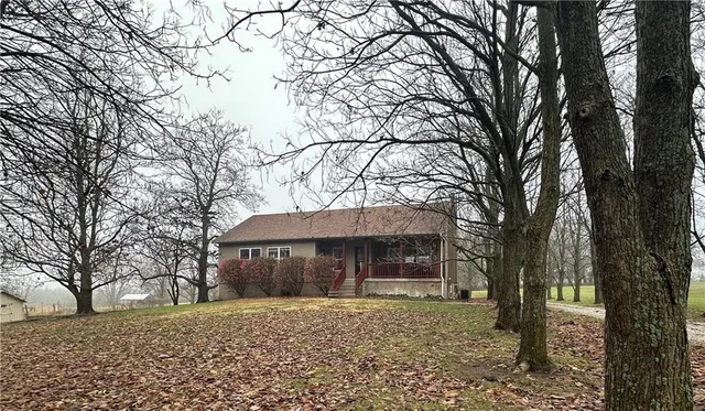 $450,000 | 514 Northwest 1891st Road, Kingsville, MO 64061
