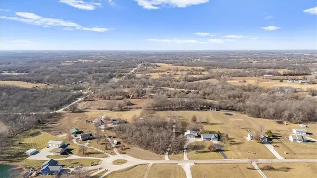 $450,000 | 514 Northwest 1891st Road, Kingsville, MO 64061