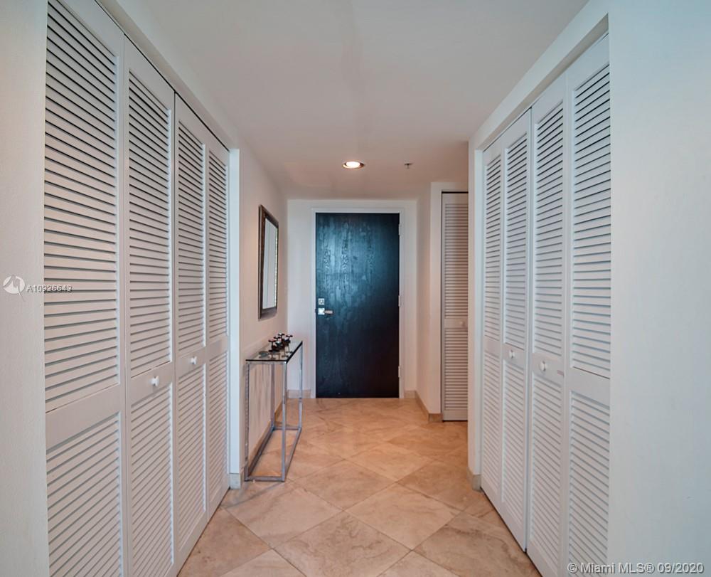 90 Alton Road, Unit 3012 Miami Beach, FL 33139 - Photo 7 of 22 Gallery Image 7
