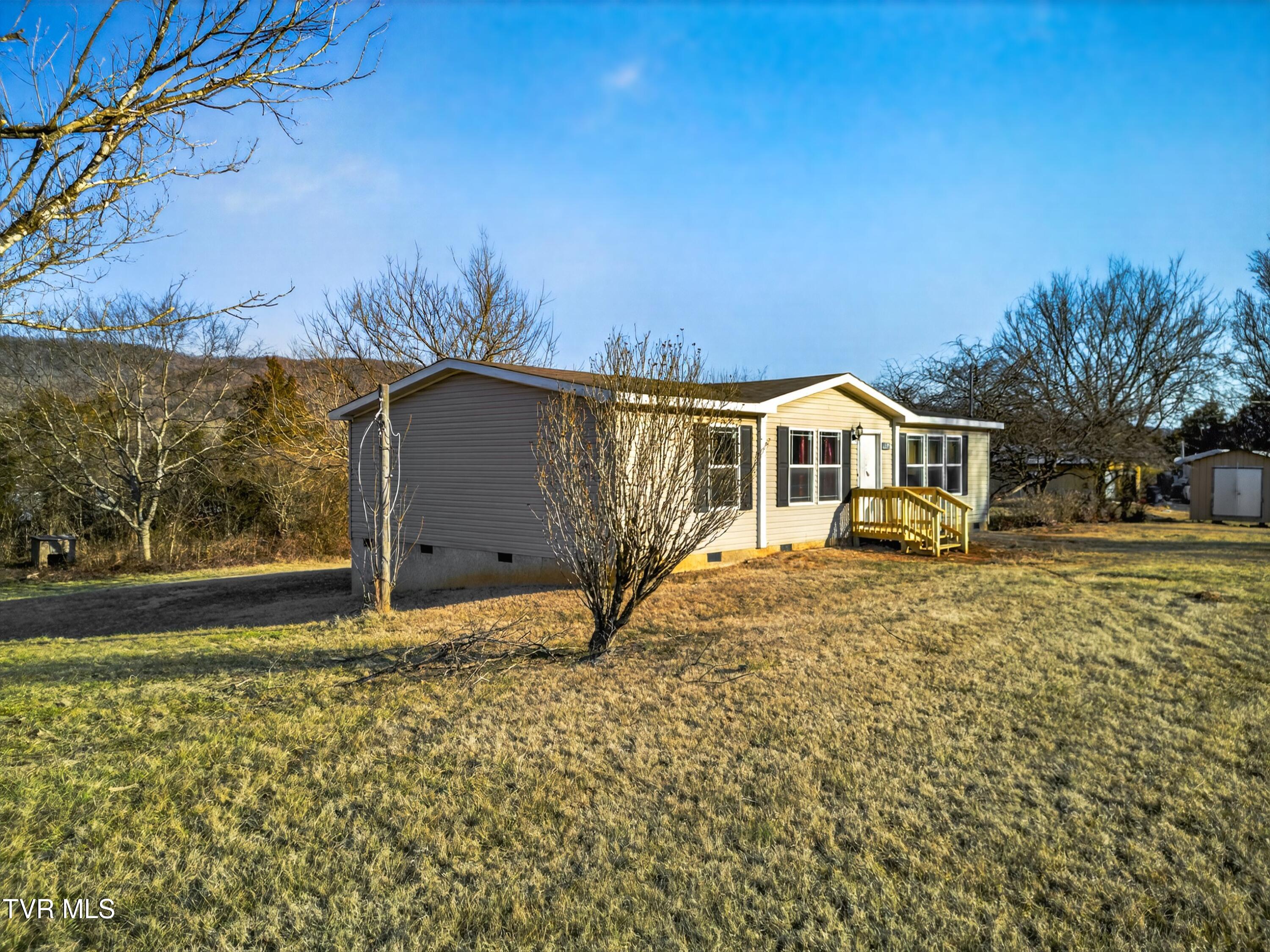 238 Overlook Lane Rutledge, TN 37861 - Photo 19 of 26 020-238OverlookLane-Rutledge-TN-37861-SM