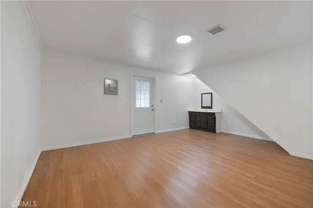 $577,000 | 7550 Zombar Avenue, Unit 11, Van Nuys, CA 91405