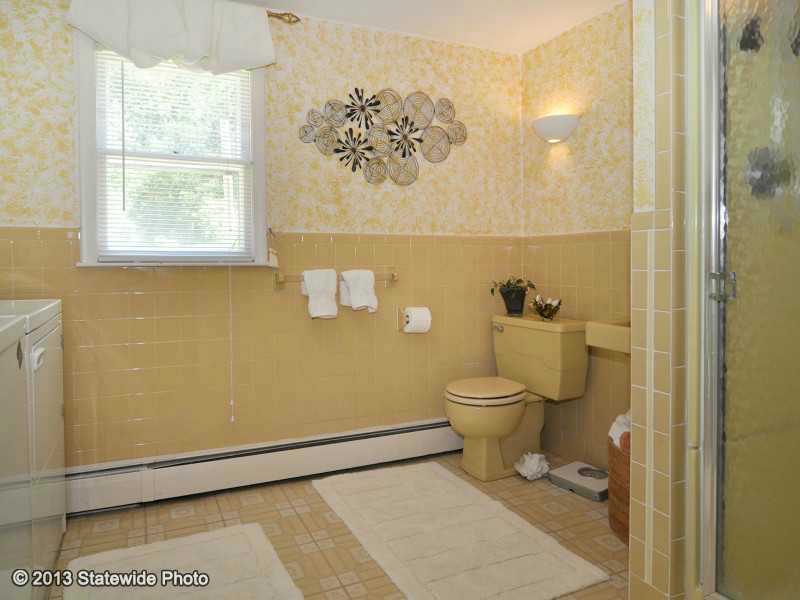 21 Chestnut Road North Kingstown, RI 02852 - Photo 24 of 25 Other.