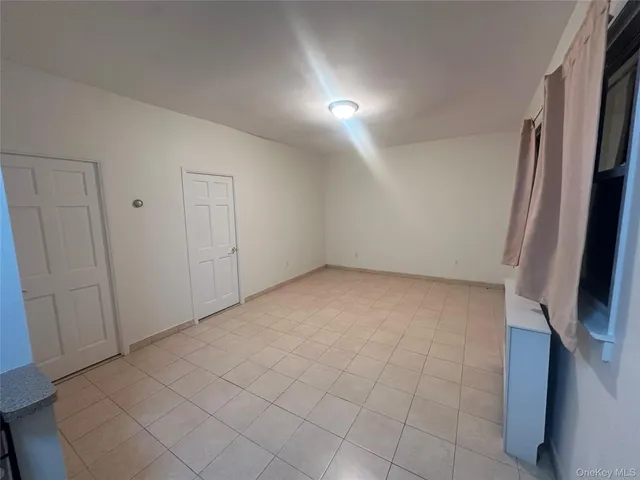 $2,000 | 32-27 42nd Street | Astoria