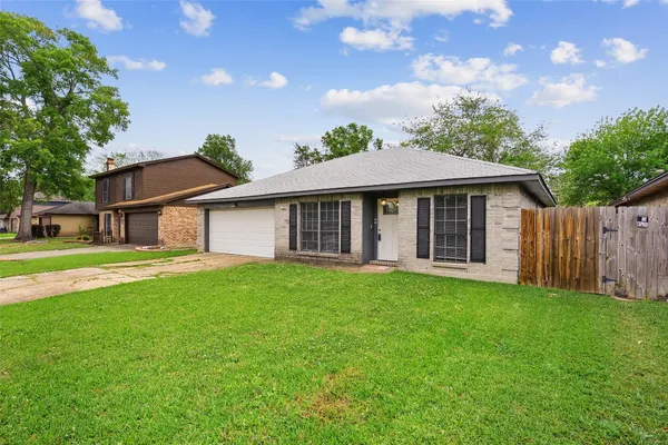 $1,800 | 12226 Kings Meadow Drive, Houston, TX 77044