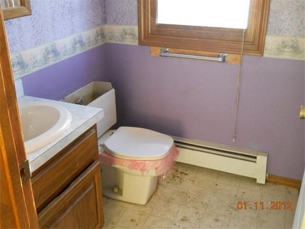 23 Meadow Road, Unit 23 Uxbridge, MA 01569 - Photo 4 of 9 Gallery Image 4