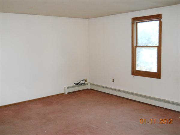 23 Meadow Road, Unit 23 Uxbridge, MA 01569 - Photo 8 of 9 Gallery Image 8