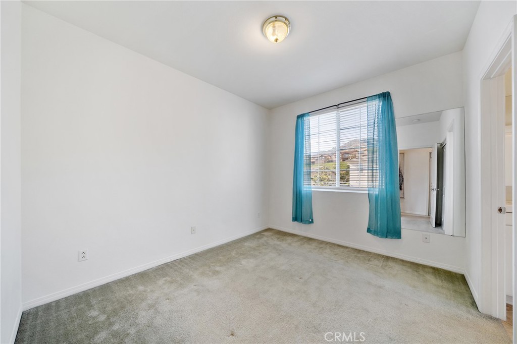 661 East Lavender Way Azusa, CA 91702 - Photo 30 of 48