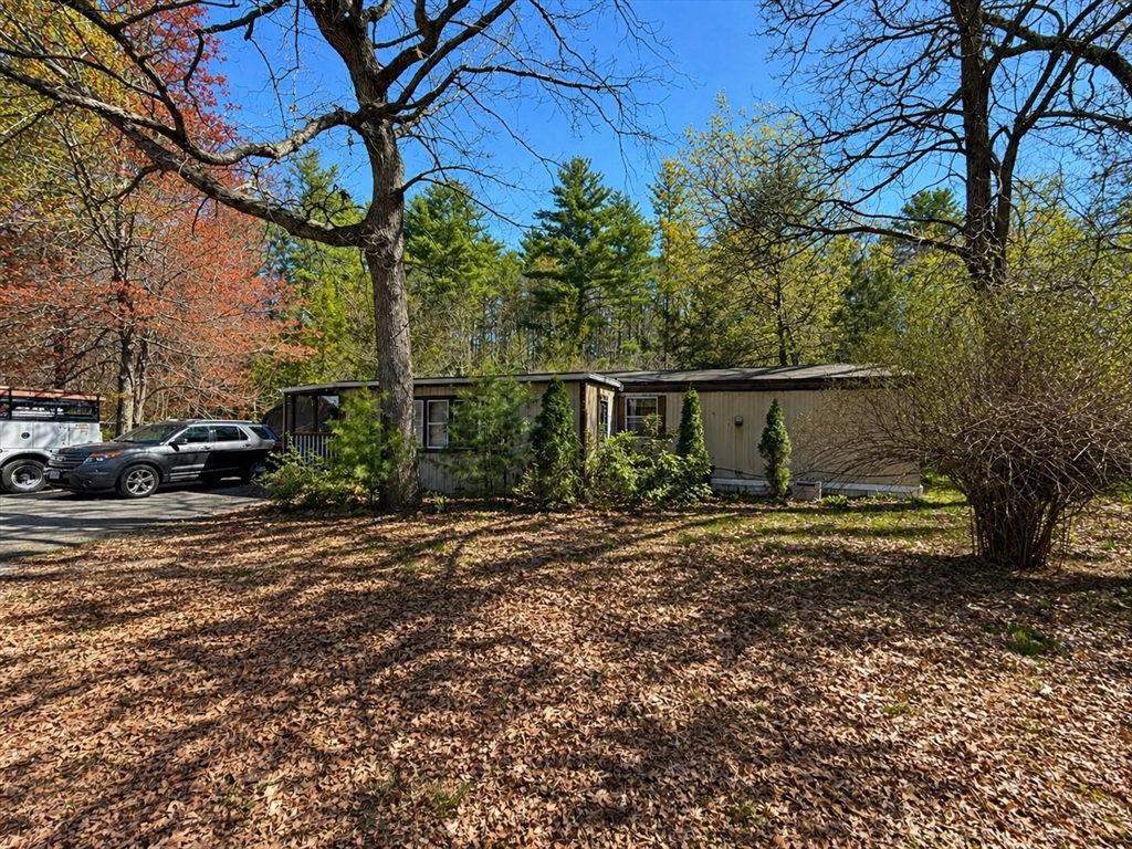 35 Patterson Road Shirley, MA 01464 - Photo 2 of 9