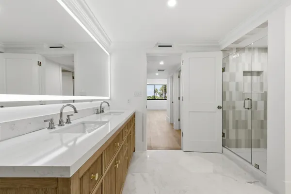 $1,389,999 | 1000 North Us Highway, Unit BE205, Jupiter, FL 33477