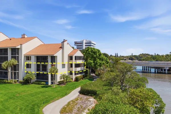 $1,389,999 | 1000 North Us Highway, Unit BE205, Jupiter, FL 33477