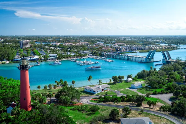 $1,389,999 | 1000 North Us Highway, Unit BE205, Jupiter, FL 33477