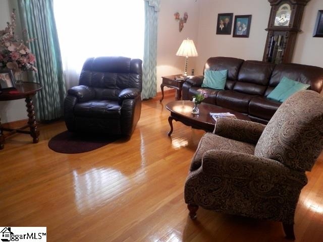 161 Rices Creek Road Liberty, SC 29657 - Photo 10 of 36