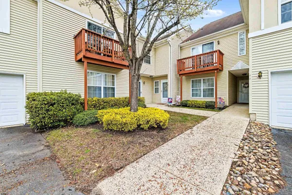 $210,000 | 34 East Woodland Avenue, Unit 34, Absecon, NJ 08201