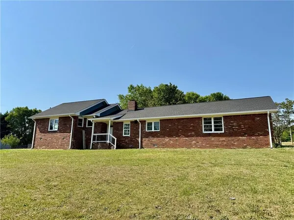 front view of house with a yard