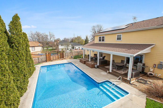 3490 Ronald Road Crete, IL 60417 - Photo 6 of 25 a view of a house with roof deck