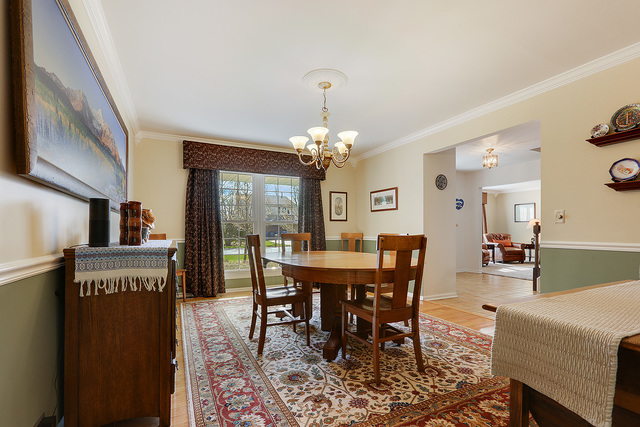 3490 Ronald Road Crete, IL 60417 - Photo 9 of 25 a view of a dining room with furniture