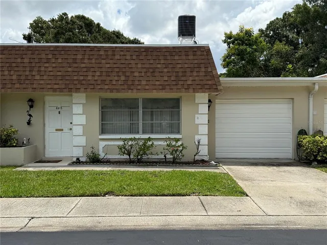 $104,900 | 8215 Burgundy Drive, Unit 8215, Pinellas Park, FL 33781