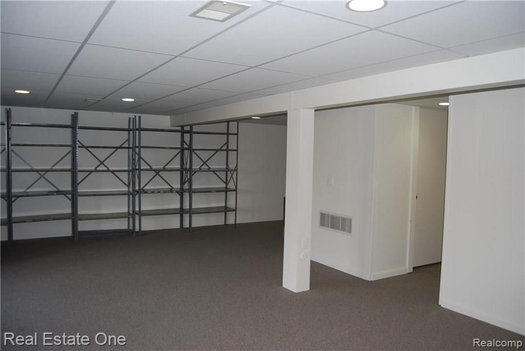 924 Wexford Way, Unit 10 Rochester Hills, MI 48307 - Photo 20 of 25