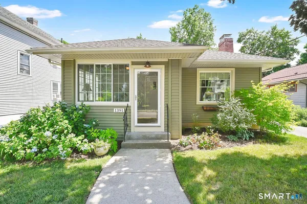 $425,000 | 1391 Boulevard, West Hartford, CT 06119