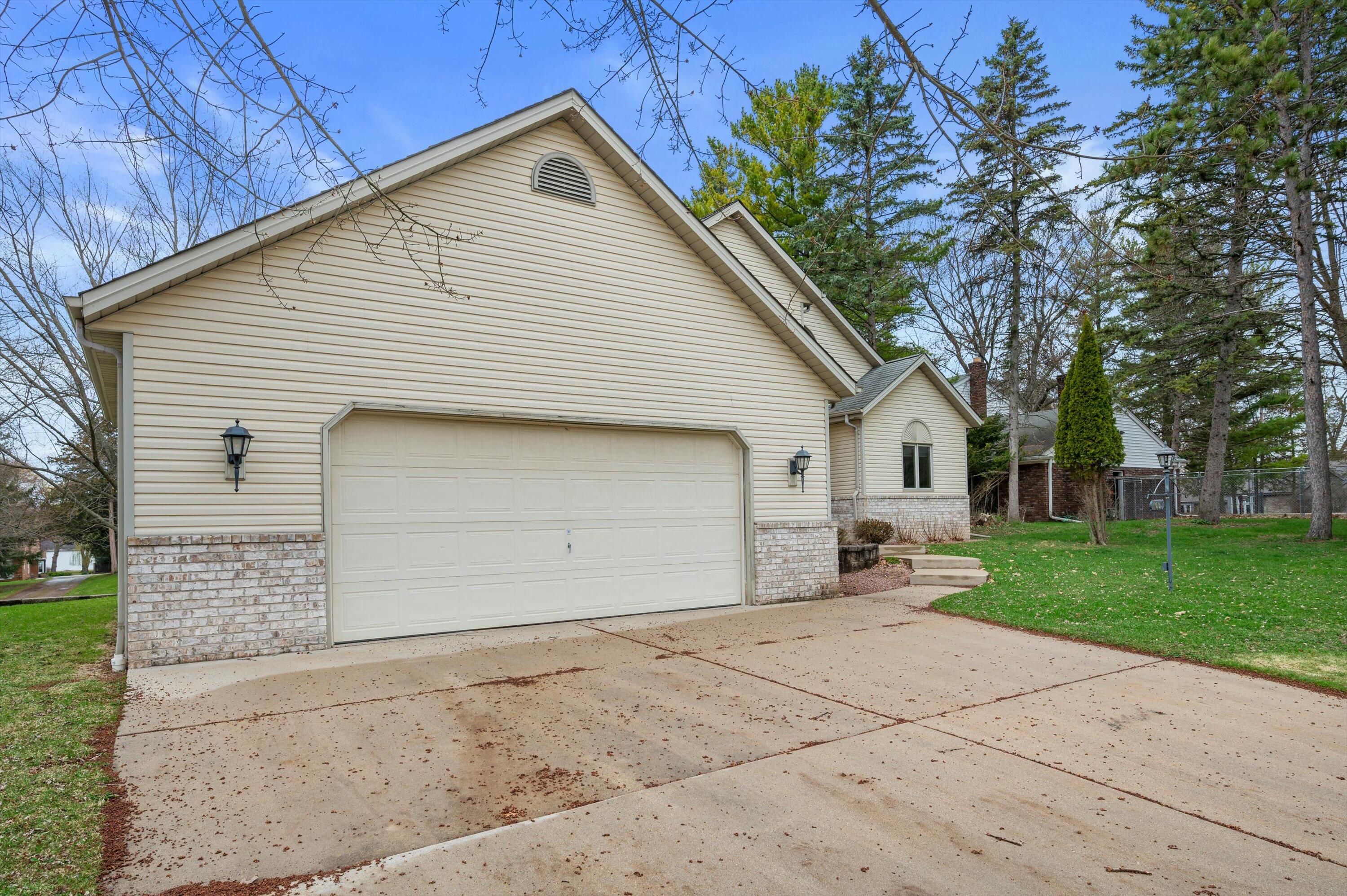 4009 Hickory Knoll Road Delafield, WI 53029 - Photo 32 of 43 Oversized and Deep 2.5 Car Garage