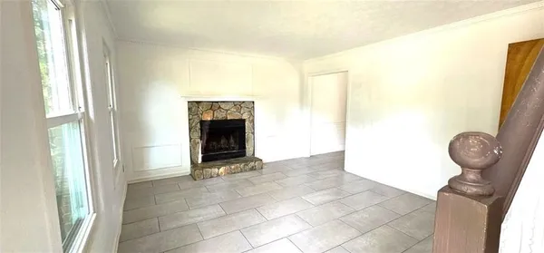 $1,595 | 805 Arbor Hill Drive, Stone Mountain, GA 30088