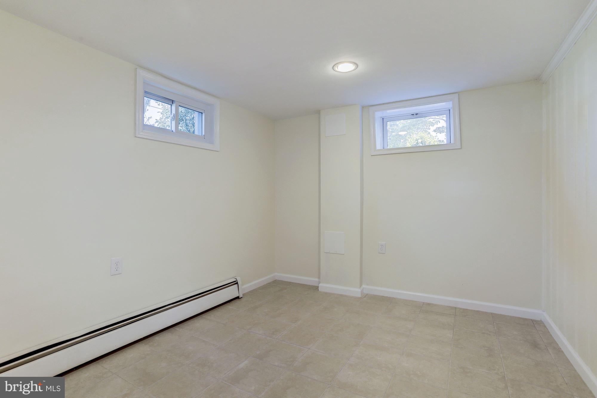 518 Harding Drive Silver Spring, MD 20901 - Photo 18 of 23 Bedroom #4
