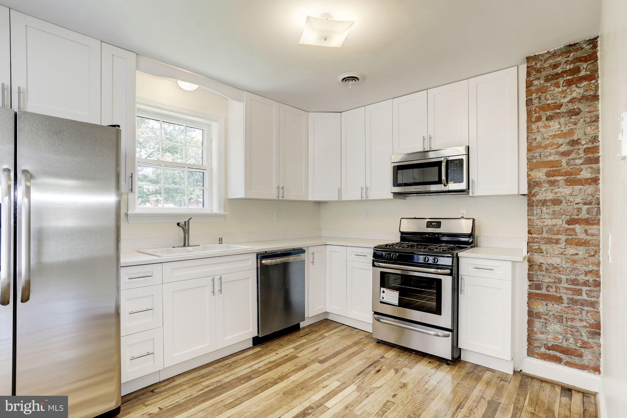 518 Harding Drive Silver Spring, MD 20901 - Photo 6 of 23 Kitchen