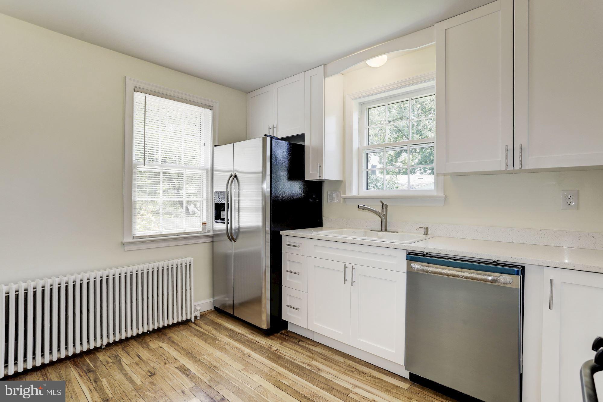 518 Harding Drive Silver Spring, MD 20901 - Photo 7 of 23 Kitchen