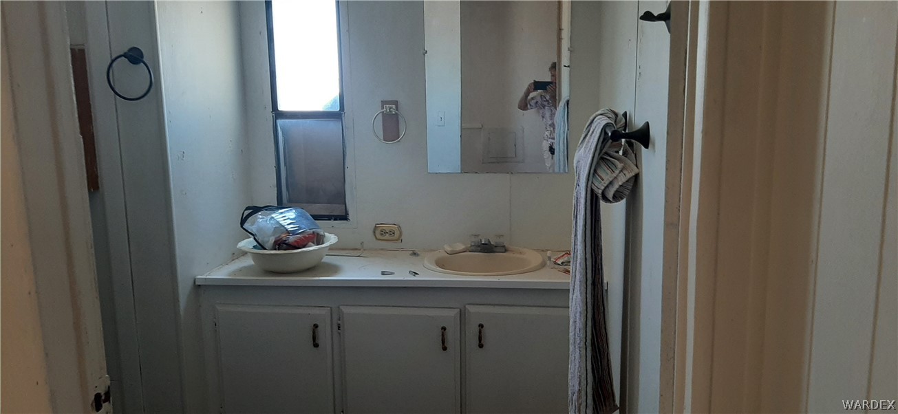 1198 South Cibola Road Golden Valley, AZ 86413 - Photo 10 of 17 Gallery Image 10