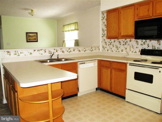 265 Skinners Turn Road Owings, MD 20736 - Photo 23 of 30 Abundant Kitchen Space