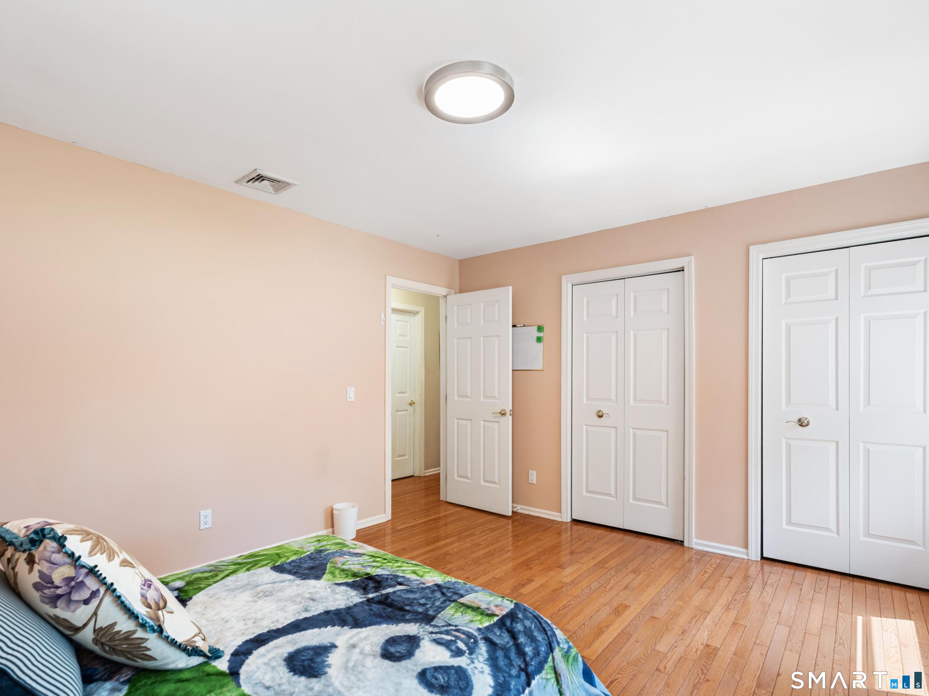 541 Middlebury Road Watertown, CT 06795 - Photo 18 of 38