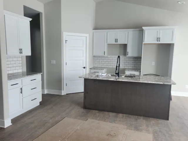 $715,000 | 1612 Schreiner, Waunakee, WI 53597