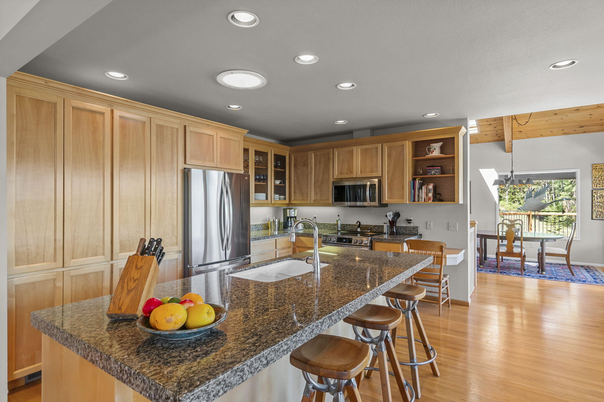 13462 Red Clover, Unit SH 39 Black Butte Ranch, OR 97759 - Photo 6 of 57 121-web-or-mls-DSC09135