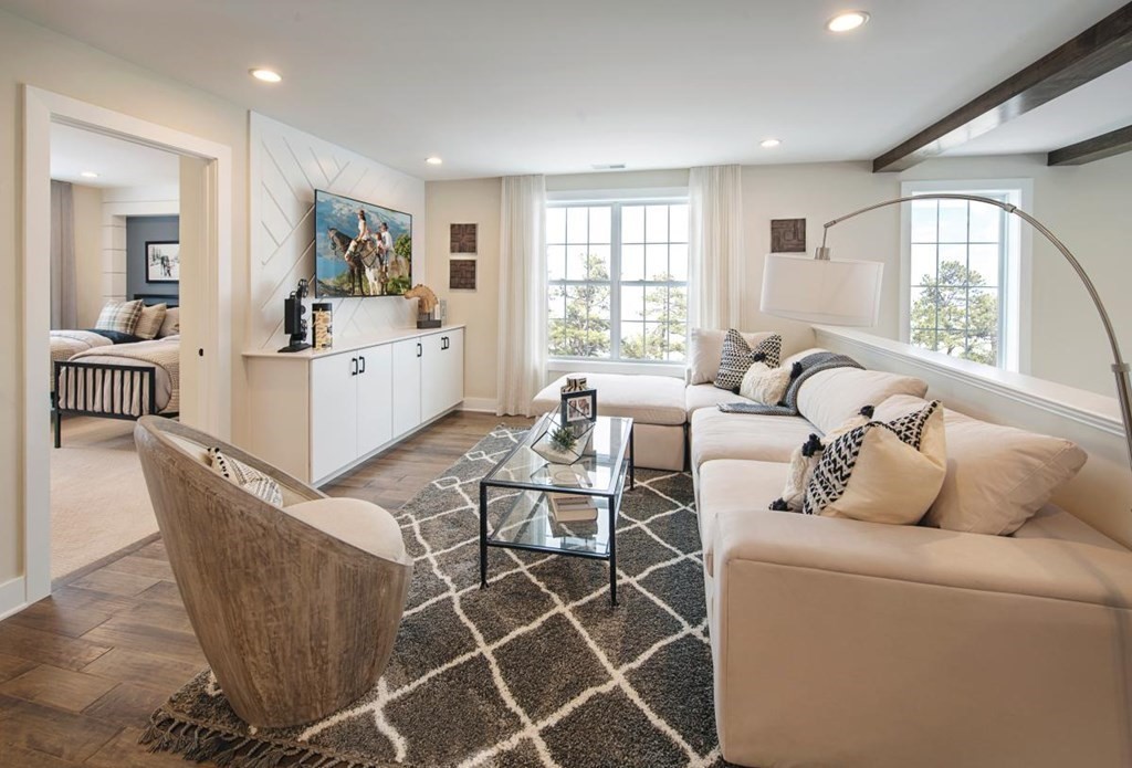 23 Cardinal Road, Unit 170 Methuen, MA 01844 - Photo 5 of 8 Gallery Image 5