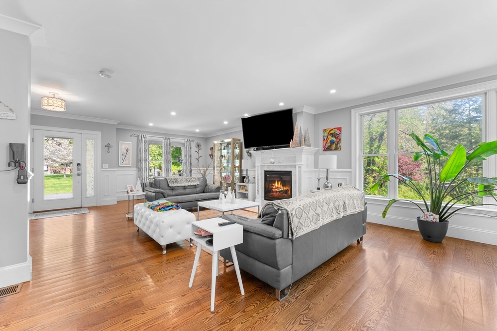 22 Jacobs Road Southbridge, MA 01550 - Photo 11 of 42