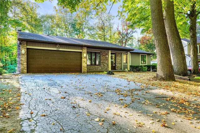 $255,000 | 107 Hardwood Lane, Greece, NY 14616