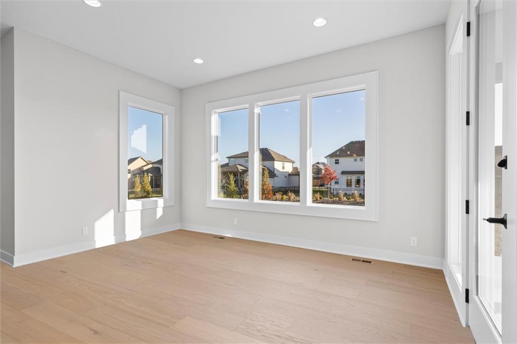 8017 Round Prairie Street Shawnee, KS 66218 - Photo 12 of 39