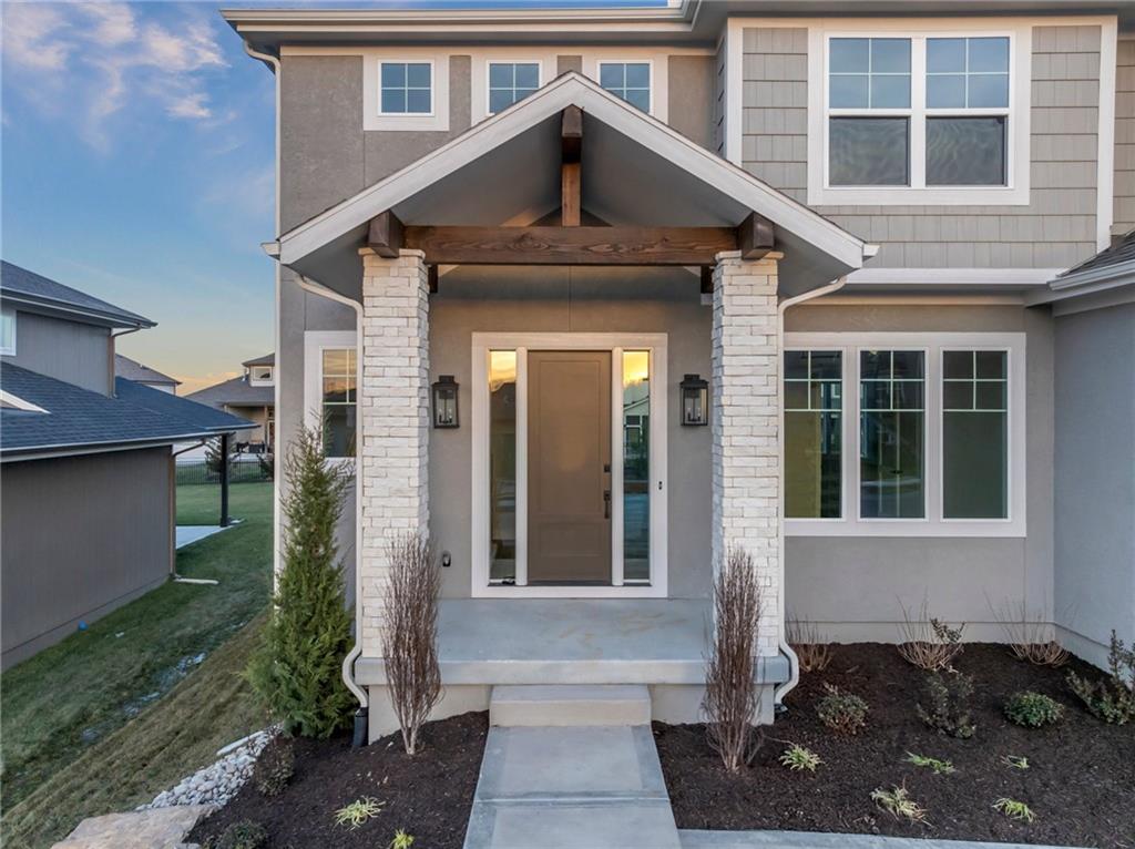 8017 Round Prairie Street Shawnee, KS 66218 - Photo 2 of 39