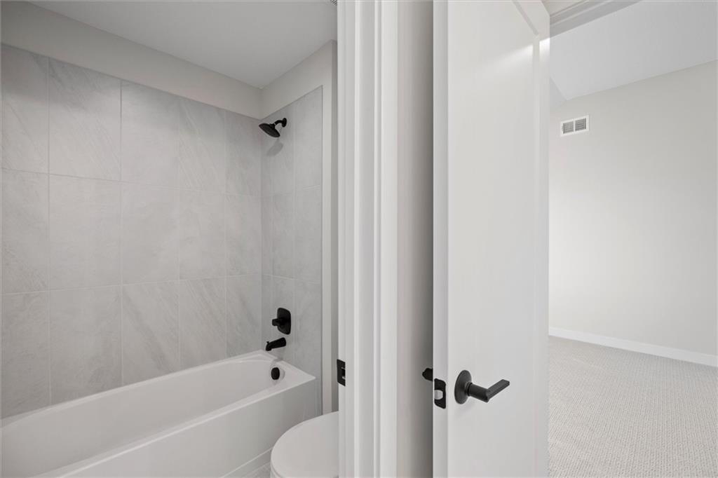 8017 Round Prairie Street Shawnee, KS 66218 - Photo 29 of 39