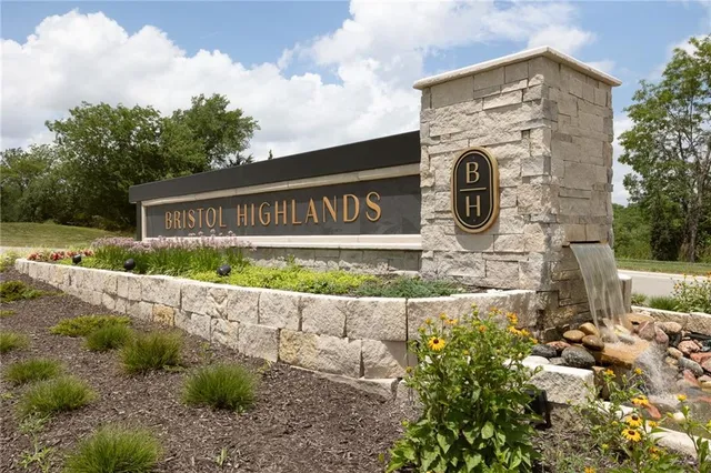 $798,950 | 8017 Round Prairie Street, Shawnee, KS 66218