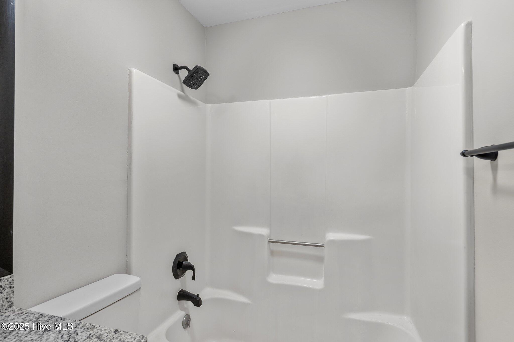 48 Port W Court, Unit D Swansboro, NC 28584 - Photo 22 of 33 Hall full bath