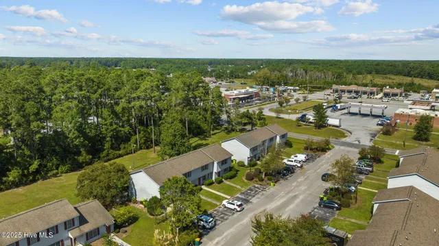 $1,575 | 48 Port W Court, Unit D, Swansboro, NC 28584